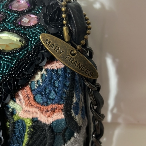 Mary Frances Butterfly Clutch/Crossbody Handbag - Picture 4 of 10